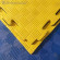 Желтый 